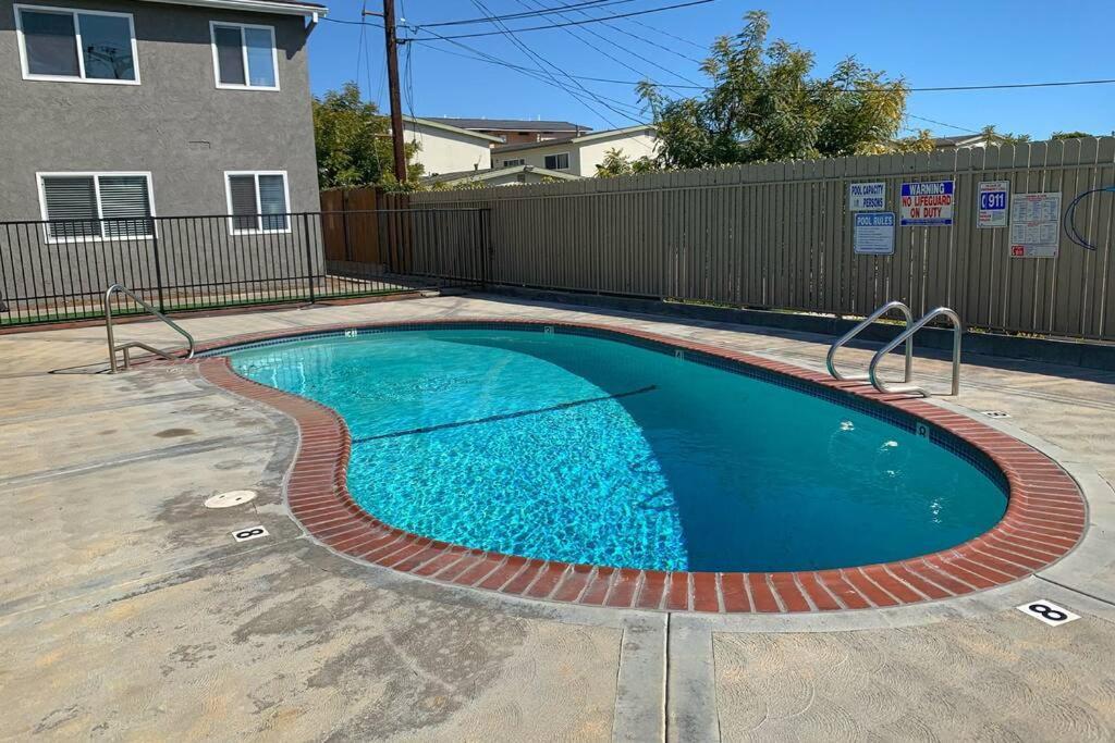 City Center Villa - Pool, Patio & Close To Beach! Huntington Beach Exterior photo